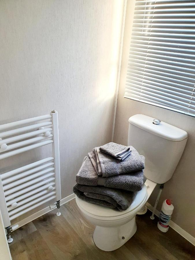 גרייט יארמאות Parkview Caravan California Cliffs מראה חיצוני תמונה