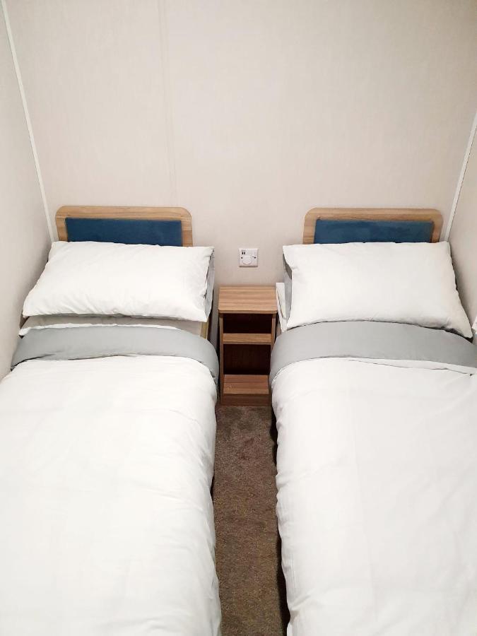 גרייט יארמאות Parkview Caravan California Cliffs מראה חיצוני תמונה
