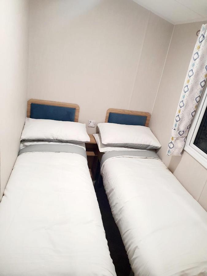 גרייט יארמאות Parkview Caravan California Cliffs מראה חיצוני תמונה